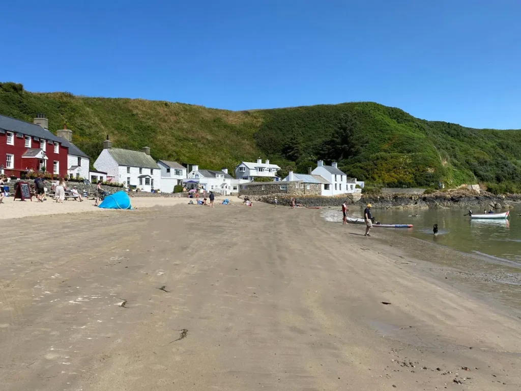 Porthdinllaen Wales  beache view