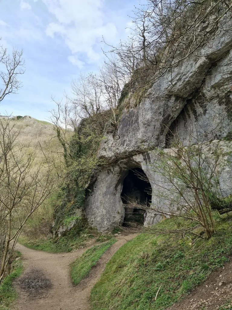 Lovers' Leap and the Dove Holes